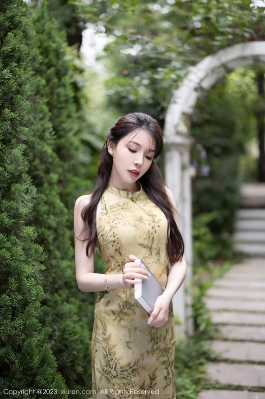 [XIUREN秀人网] 2023.07.14 NO.7083 - 芝芝Booty