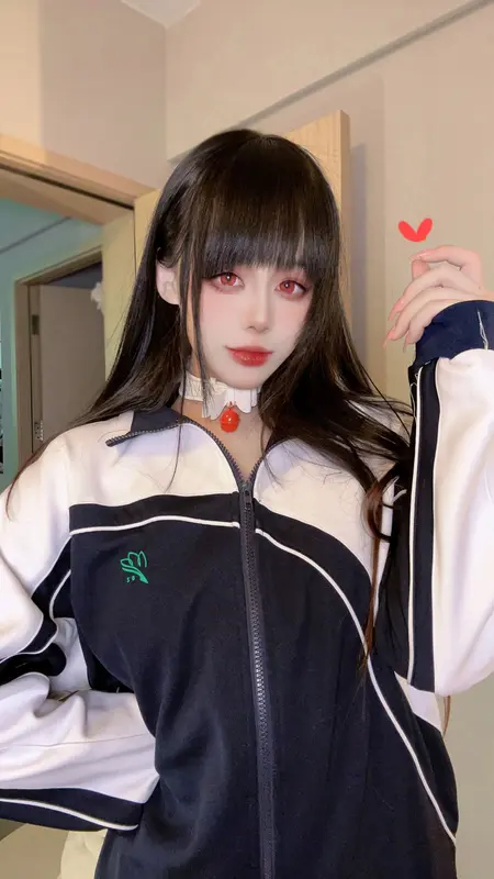 白色体操服 - 九言