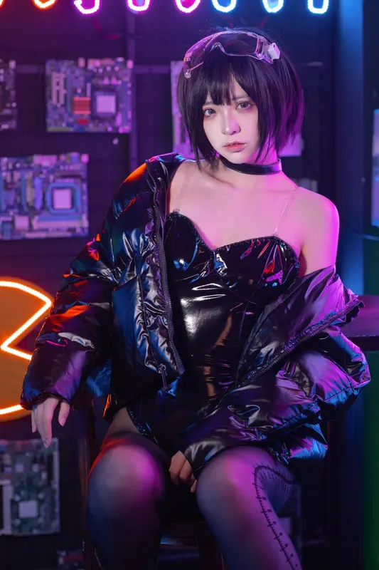 赛博少女 - 疯猫ss